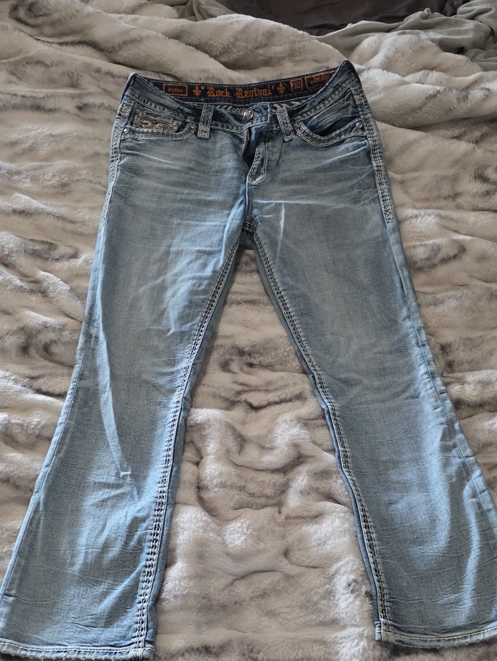 Rock Revival Light Wash Tailored Bootcut Jeans in Faded Blue
